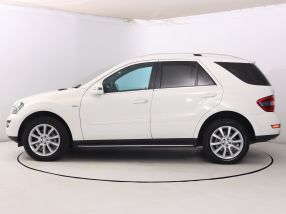 Mercedes-Benz ML - 2012
