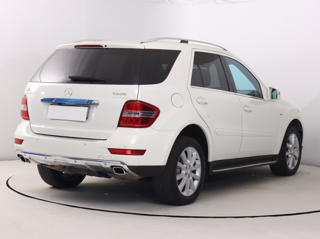 Mercedes-Benz ML