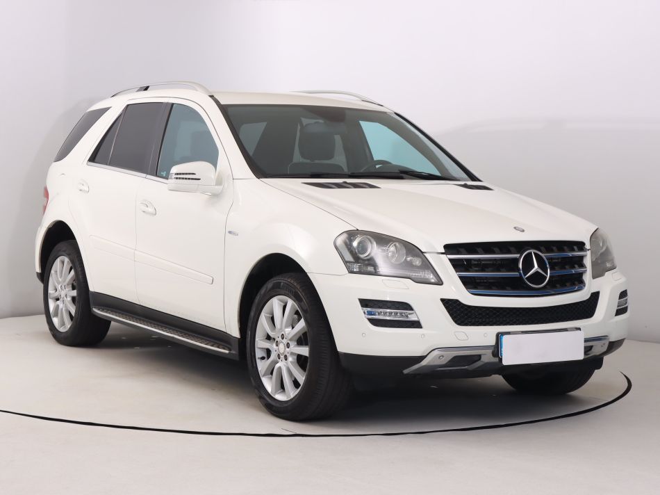 Mercedes-Benz ML - 2012