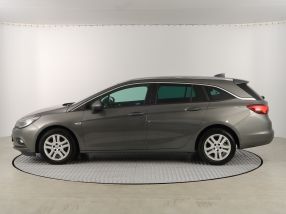 Opel Astra - 2016