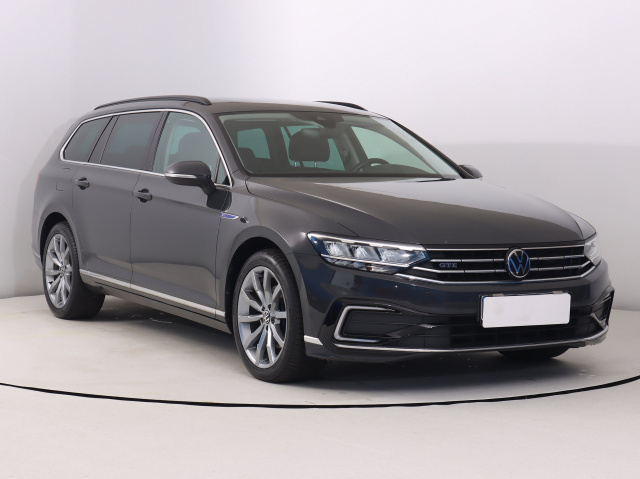 Volkswagen Passat 2021