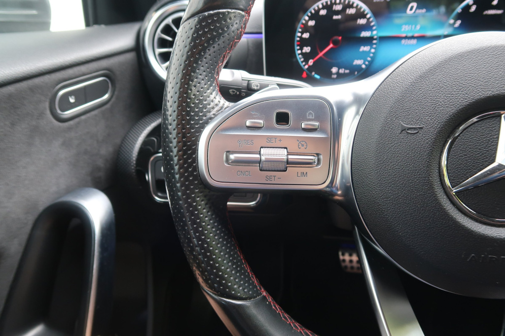 Mercedes-Benz A