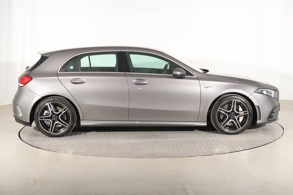 Mercedes-Benz A