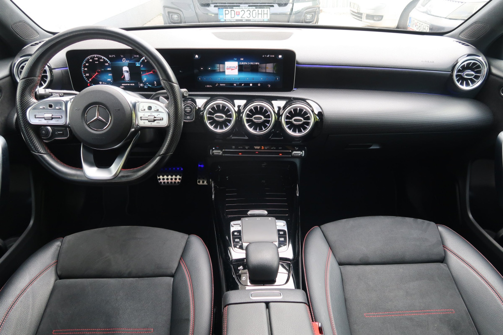 Mercedes-Benz A