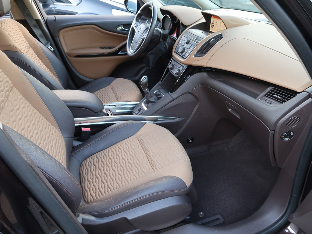 Opel Zafira Tourer