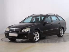Mercedes-Benz C - 2005