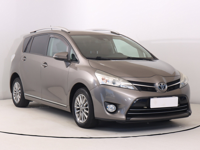Toyota Verso 2016