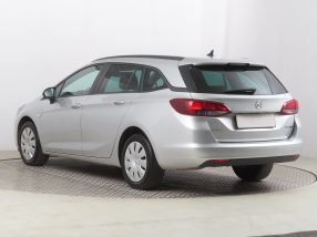 Opel Astra - 2019