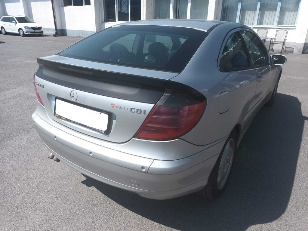 Mercedes-Benz C