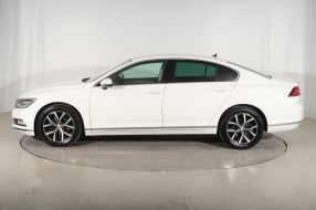 Volkswagen Passat - 2015