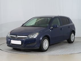 Opel Astra - 2011
