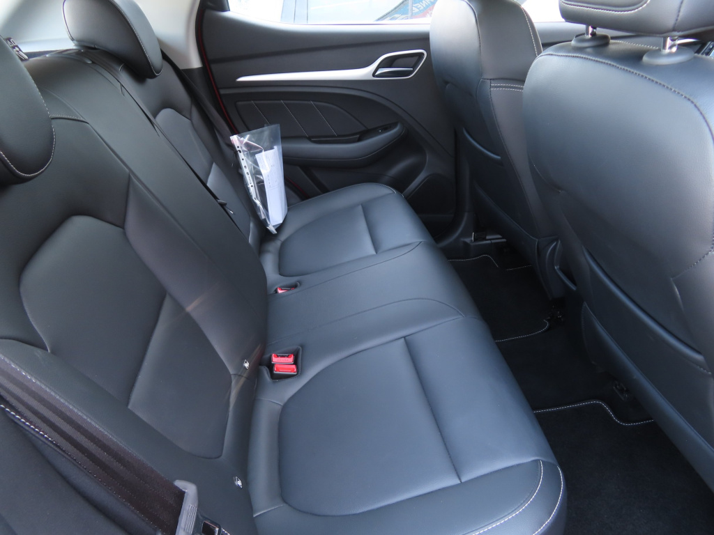 MG ZS SUV