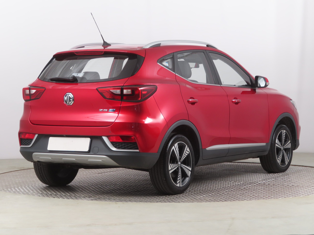 MG ZS SUV