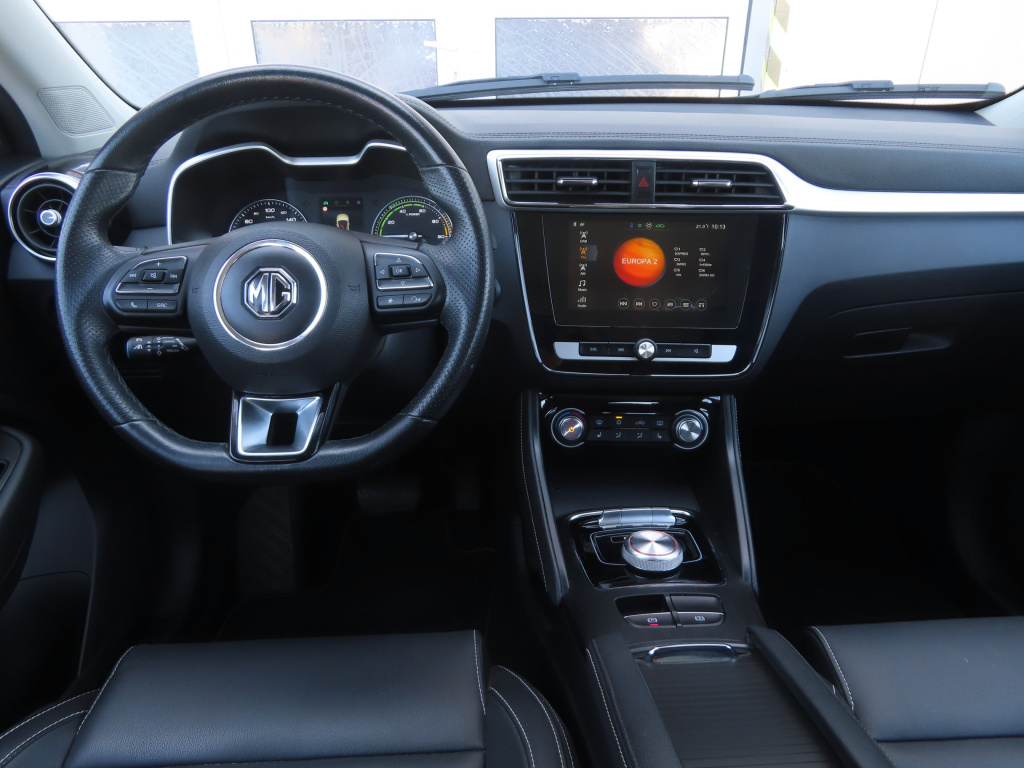 MG ZS SUV