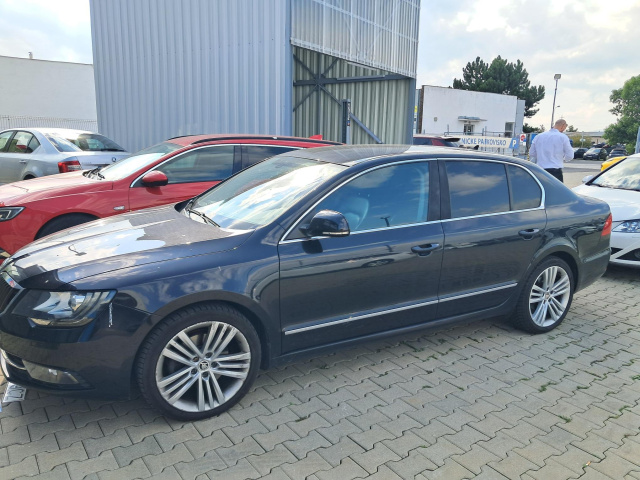 Skoda Superb 2015