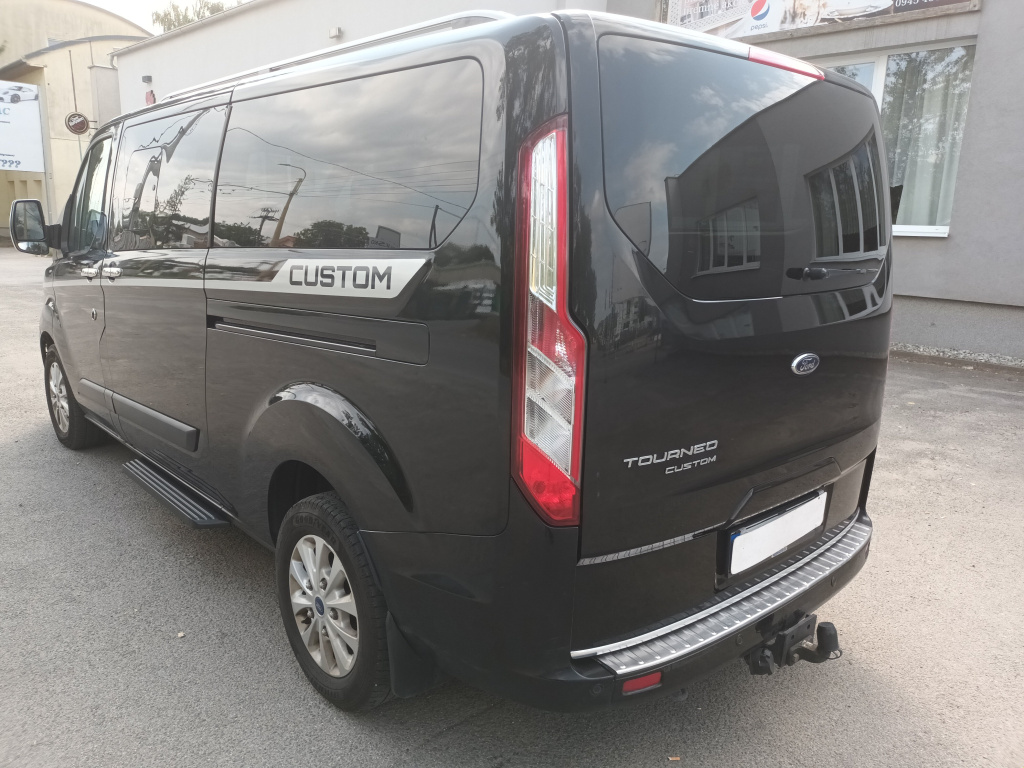 Ford Tourneo Custom