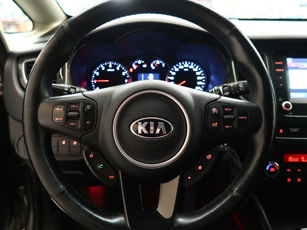 Kia Carens