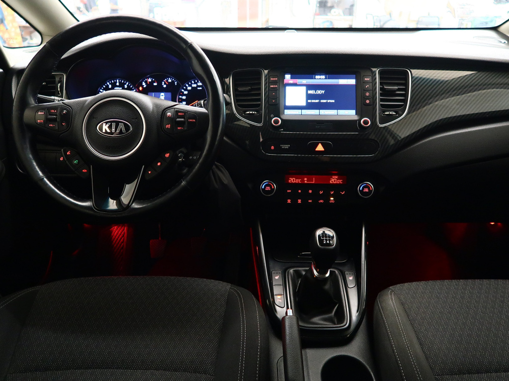 Kia Carens