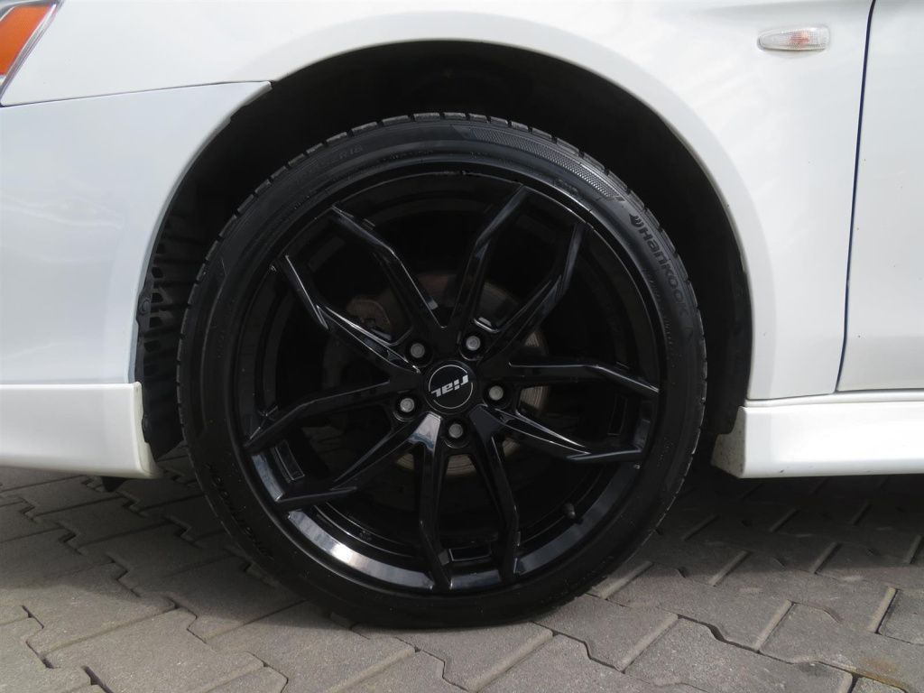 Mitsubishi Lancer
