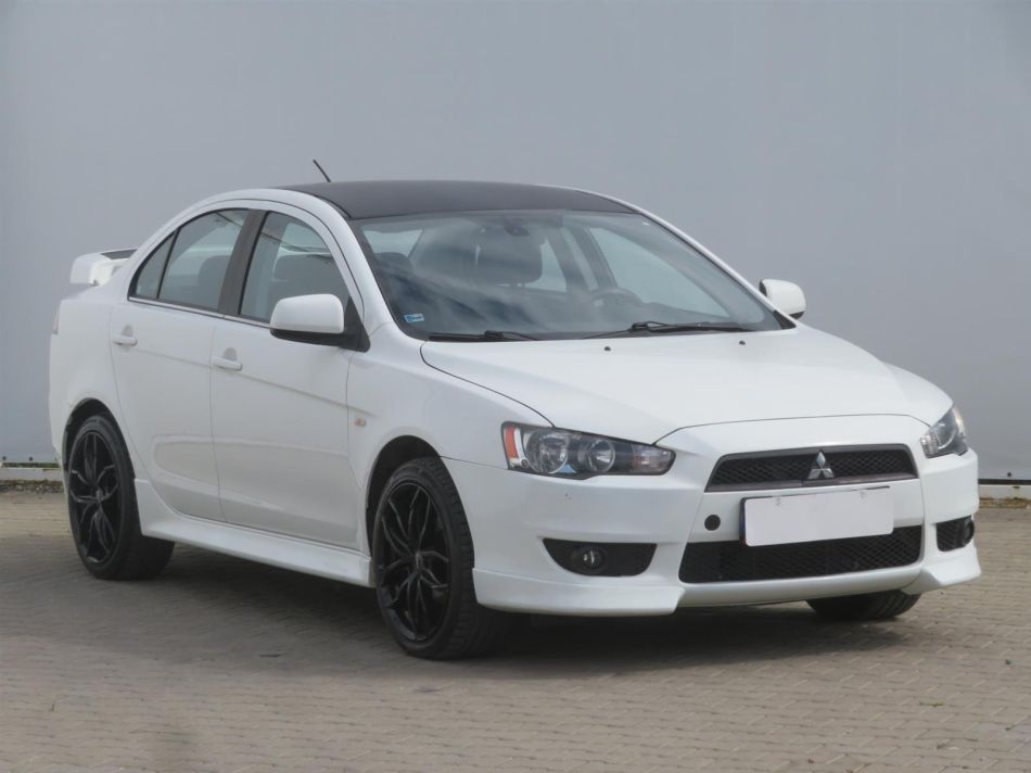 Mitsubishi Lancer - 2012