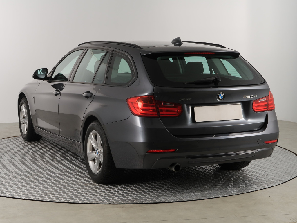 BMW 3