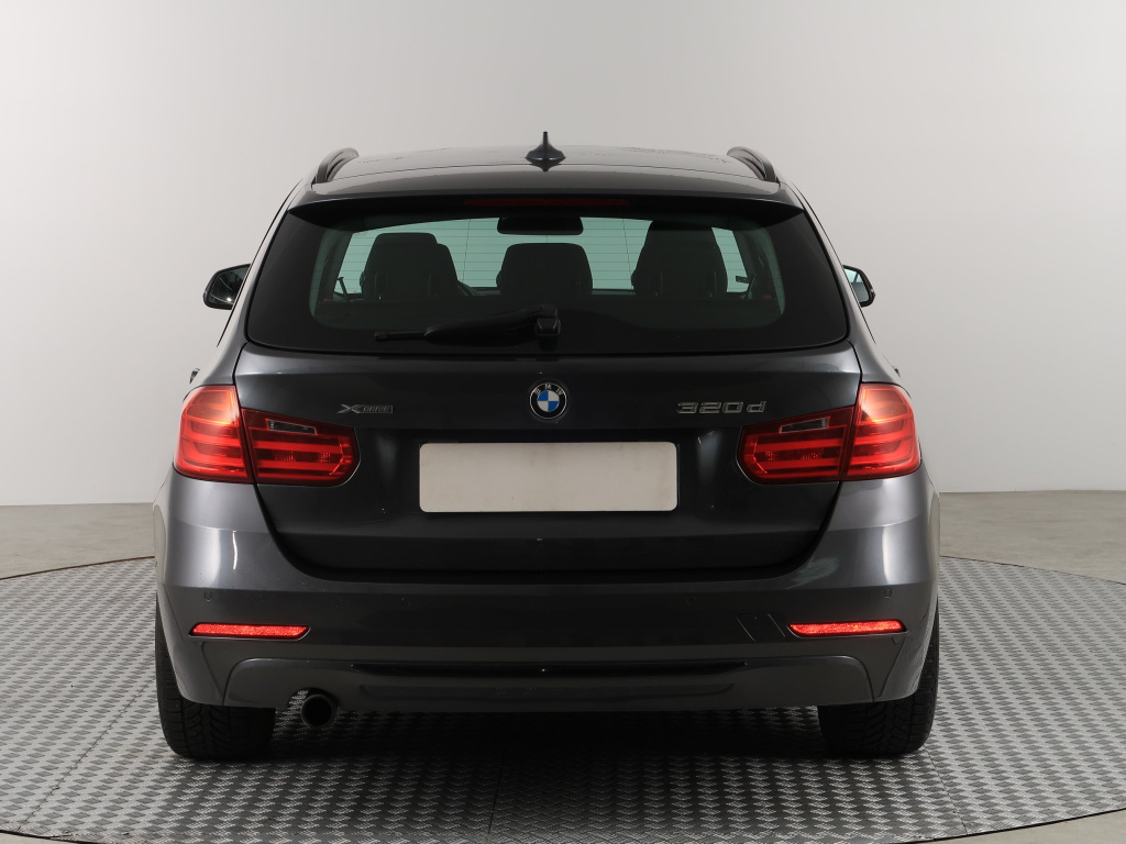 BMW 3