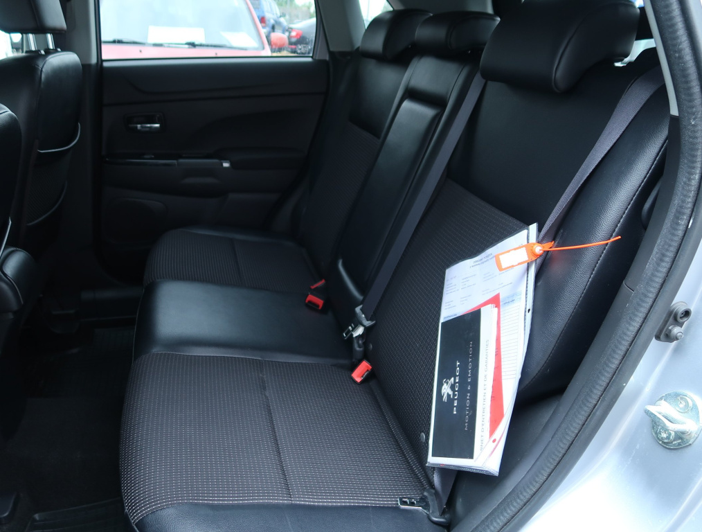 Peugeot 4008