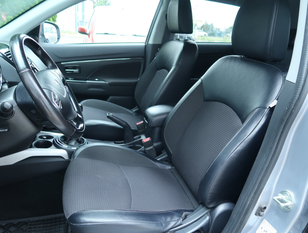 Peugeot 4008