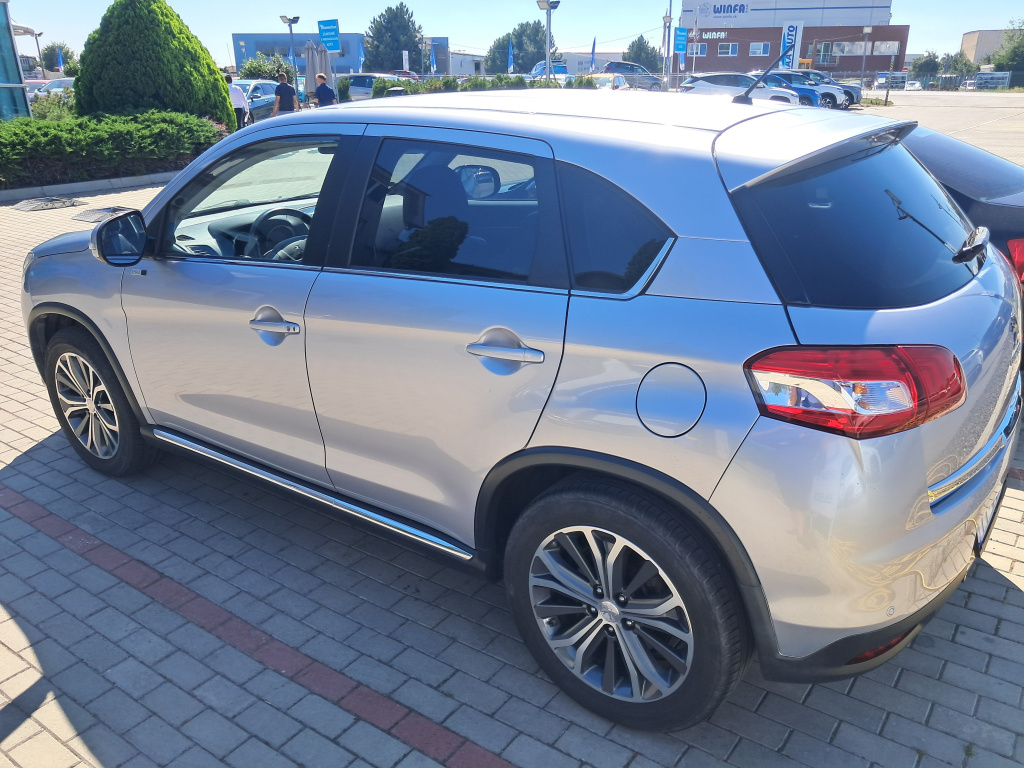 Peugeot 4008