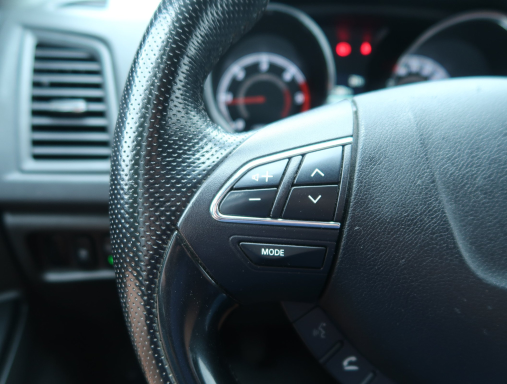Peugeot 4008