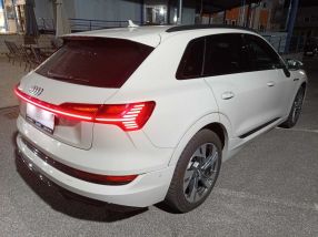 Audi e-tron - 2019