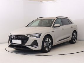 Audi e-tron - 2019