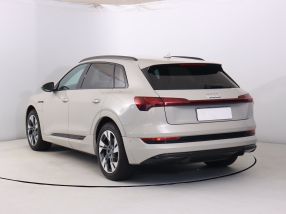 Audi e-tron - 2019
