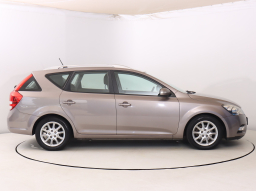 Kia Ceed 2010