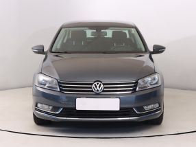 Volkswagen Passat - 2012