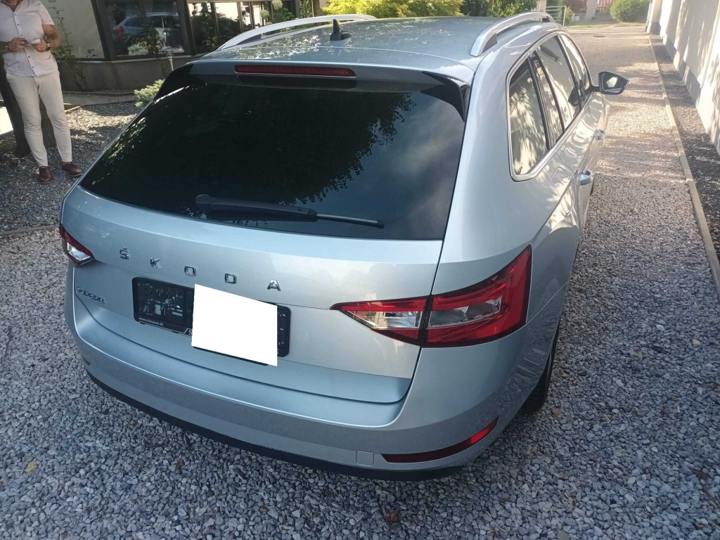 Škoda Superb