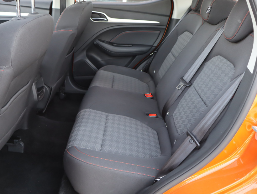 MG ZS SUV, 2025