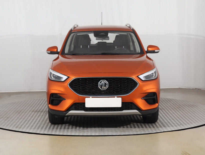 MG ZS SUV, 2025