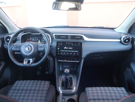MG ZS SUV