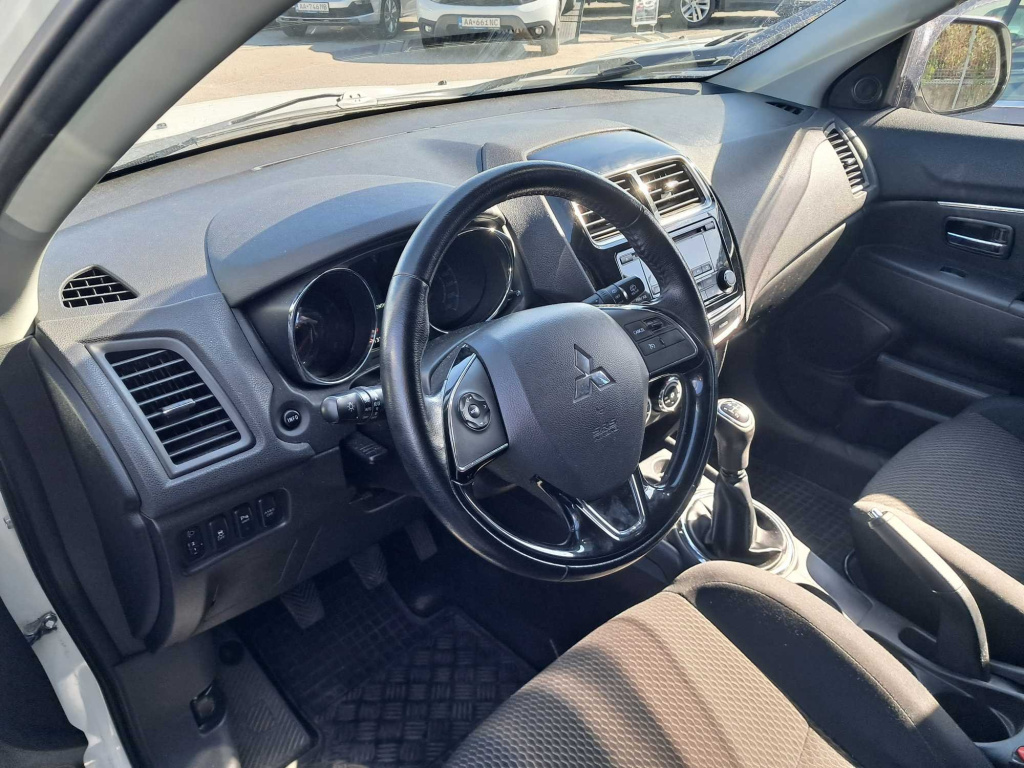 Mitsubishi ASX