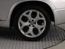 BMW X5 2011