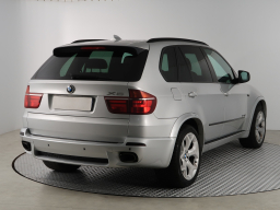 BMW X5 2011