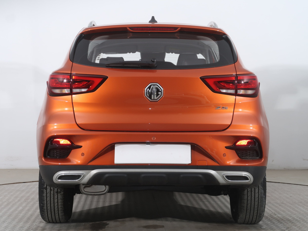 MG ZS SUV