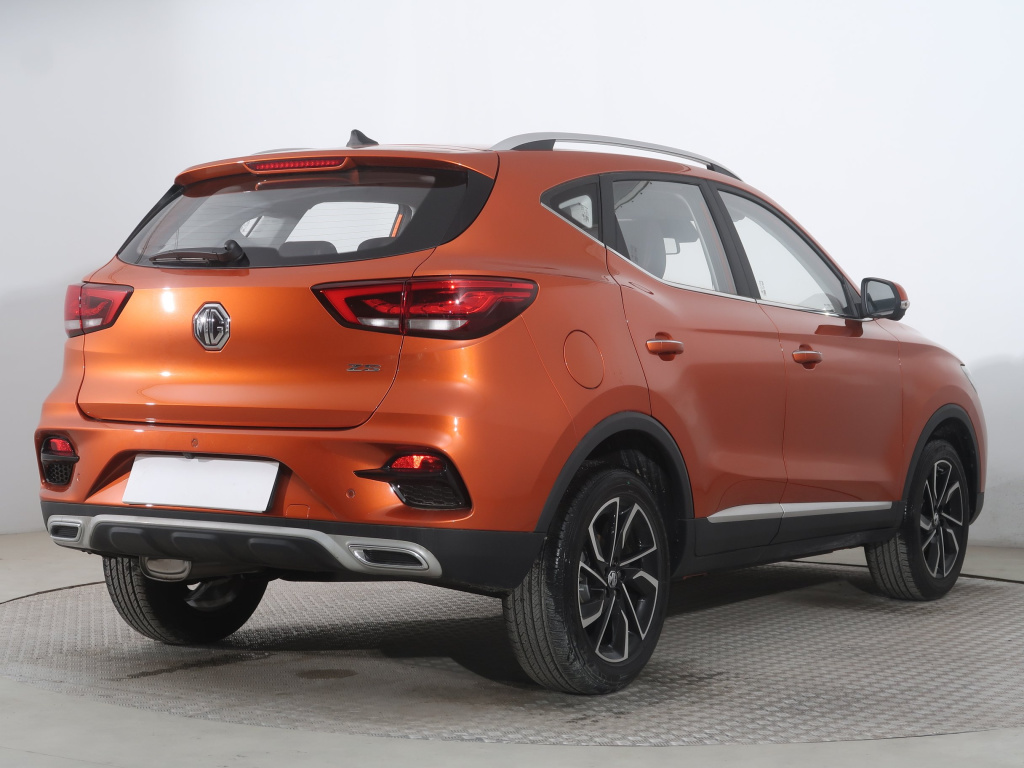 MG ZS SUV
