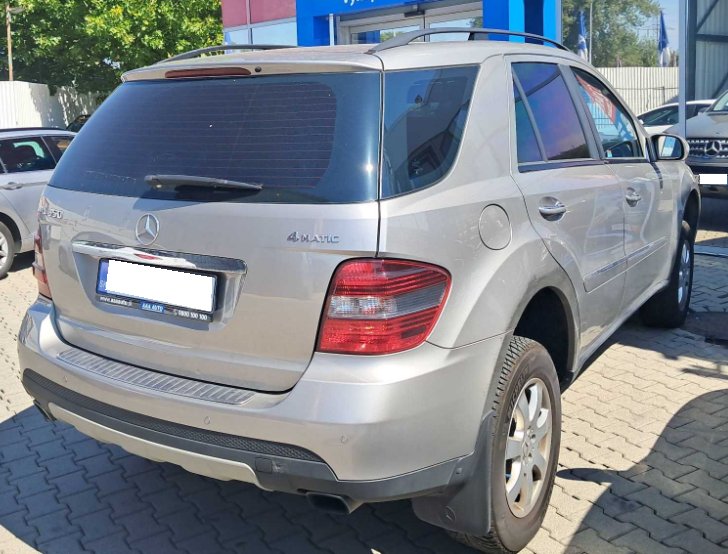 Mercedes-Benz ML