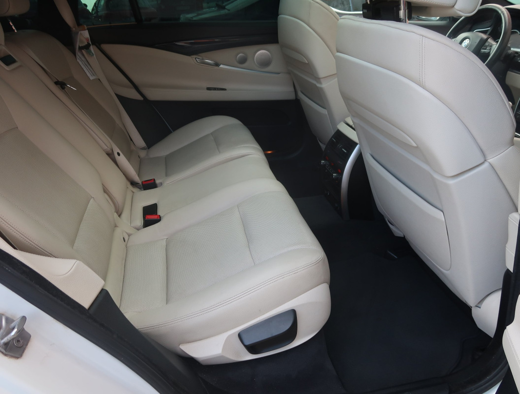 BMW 5GT