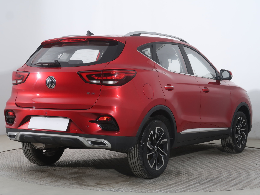 MG ZS SUV