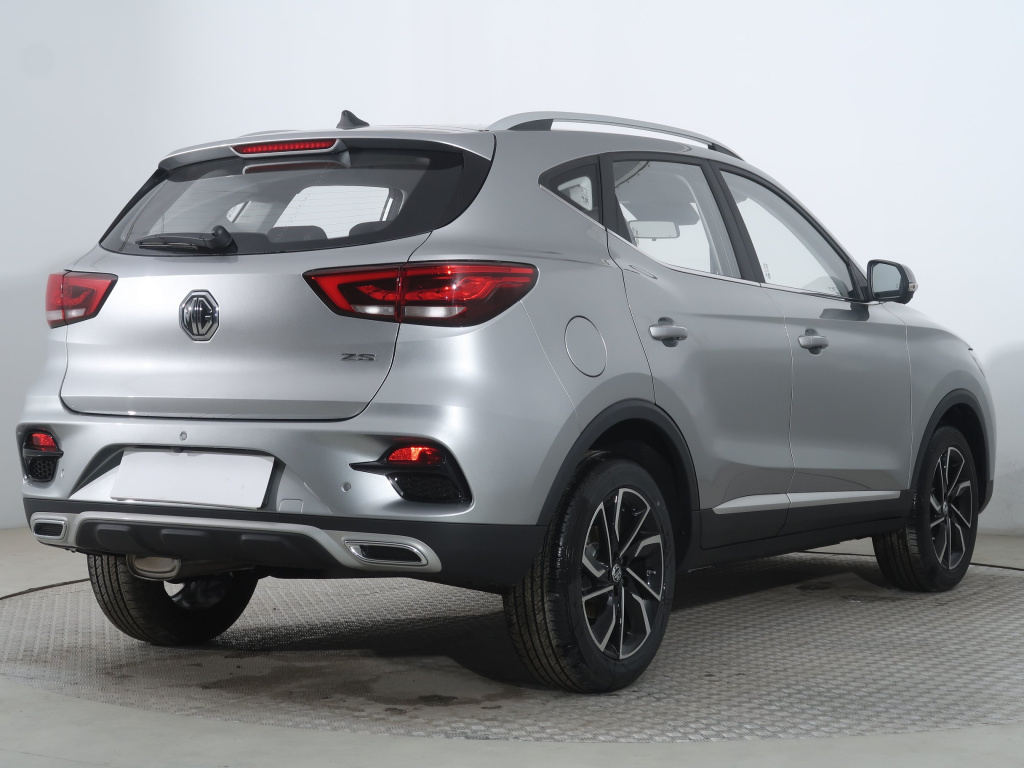 MG ZS SUV
