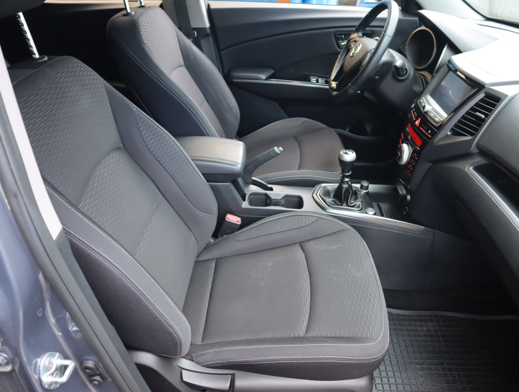 Ssang Yong XLV