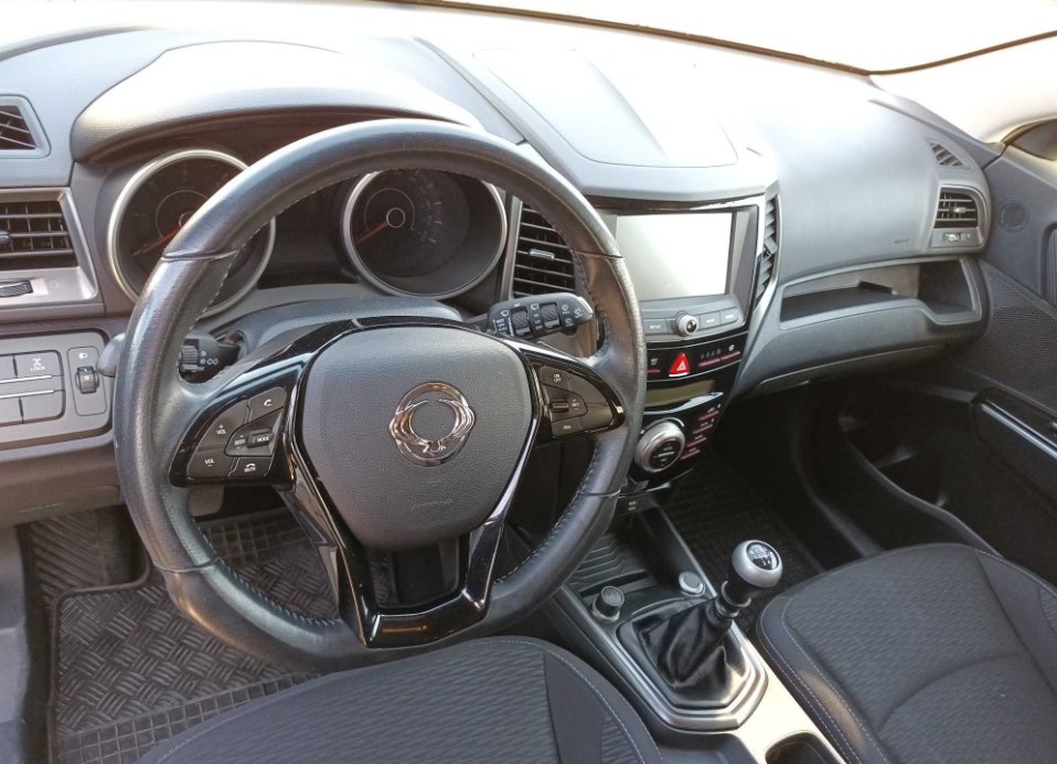 Ssang Yong XLV